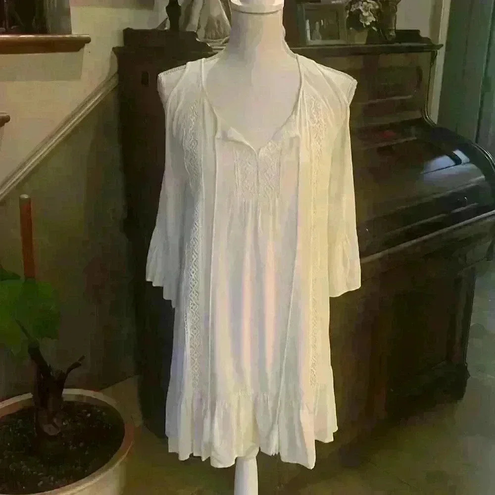 Entro ladies sundress cold shoulder small OS flowy white Lacey. Fully lined. - Picture 9 of 10